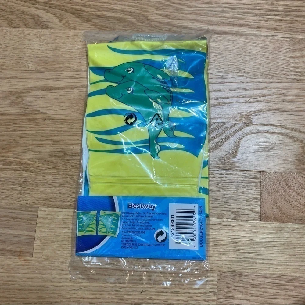 H2Go Inflatable Swim Armbands Swimmies NEW Dolphins Green